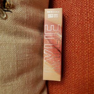 KYLIE High Gloss lip gloss
